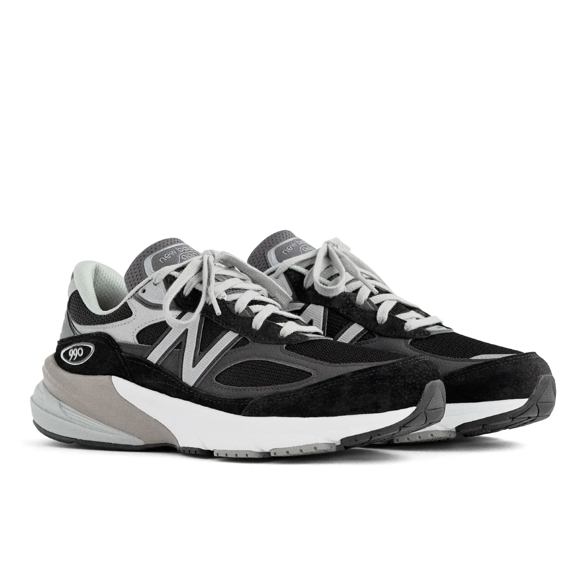 New Balance Women's US Made 990v6 Black/White